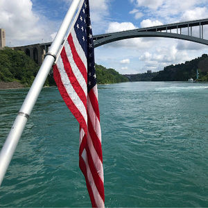 Meet your Posher, Alma